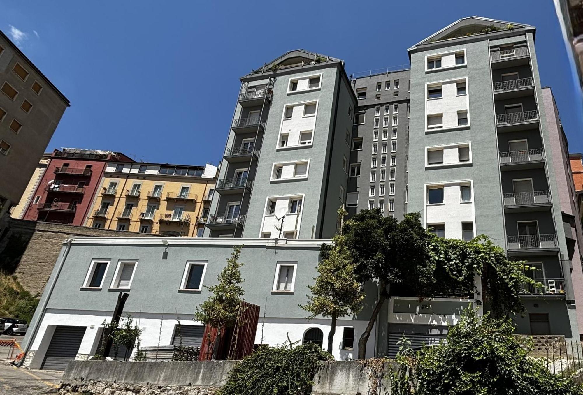 Room & Parking In Centro Citta Con Parcheggio Privato E Wifi Potenza Exterior foto